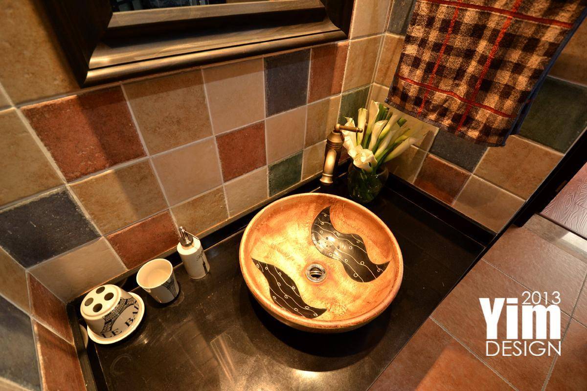 卫生间图片来自tukumajia在80平混搭岁月回声两居的分享
