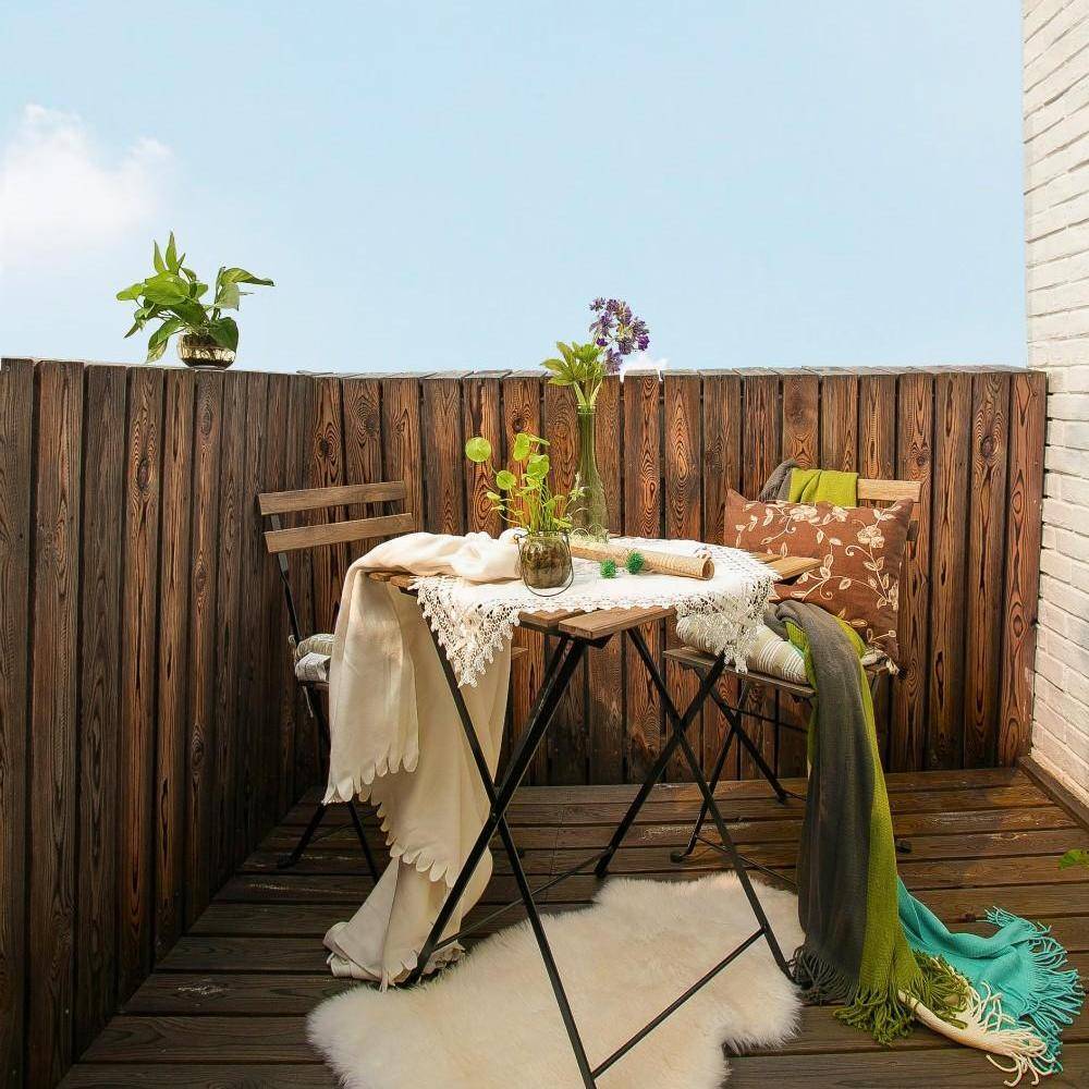 白色 绿色 植物 阳台图片来自tukumajia在80方混搭三居的分享