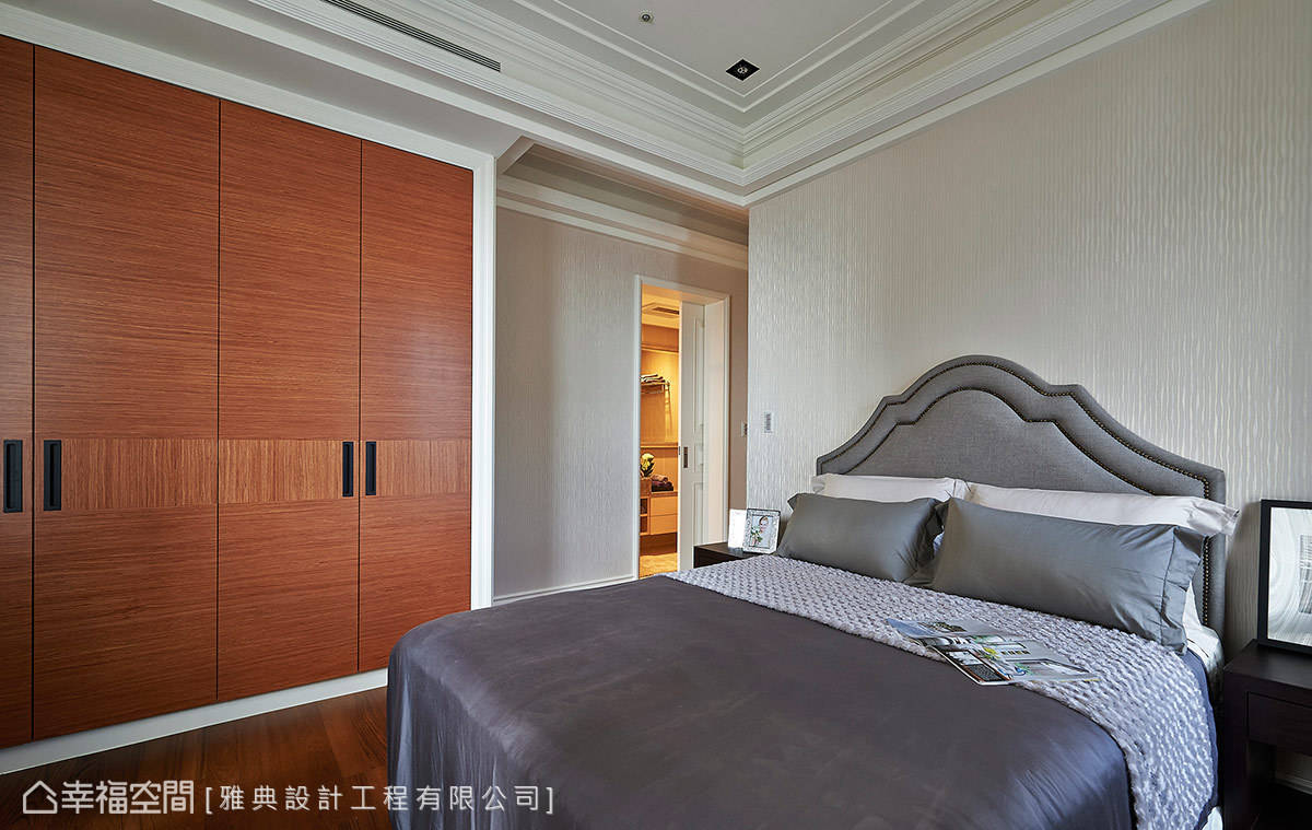 欧式 床 次卧图片来自tukumajia在363方欧式古典四居的分享