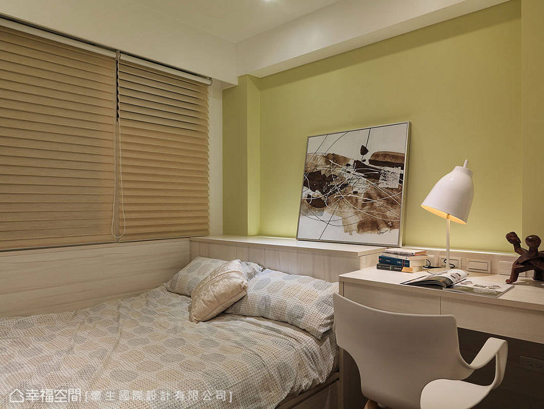 清新 现代 简约 绿色 床 次卧图片来自tukumajia在99方现代简约三居的分享