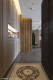 
                                    马赛克细拼的图腾壁砖，在入口处彰显设计师的细腻与不凡品味。