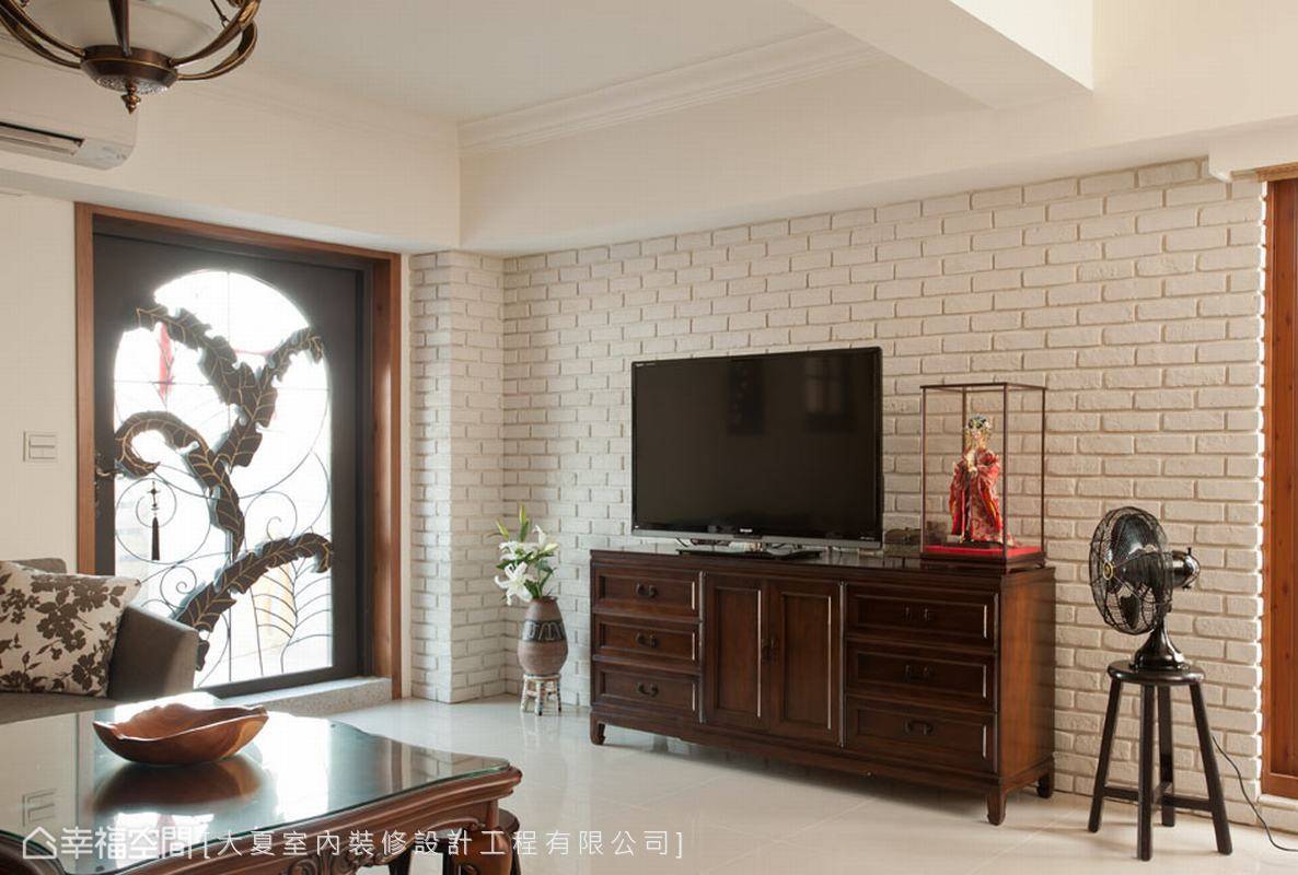 中式 柜子图片来自tukumajia在132方中式三居的分享