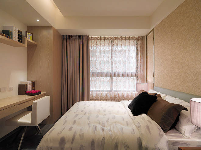 现代 简约 床 床品 次卧图片来自tukumajia在180平现代简约四居的分享