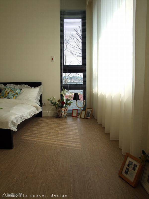 现代 简约 床 主卧图片来自tukumajia在59方现代简约一居的分享