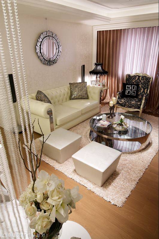 清新 美式 白色 客厅图片来自tukumajia在106方美式两居的分享
