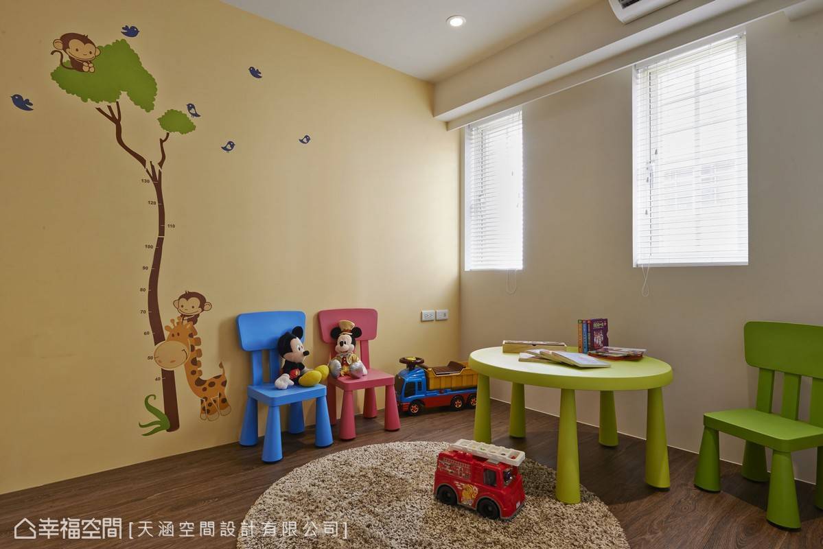 现代 墙面 简约 儿童房图片来自tukumajia在77方现代简约两居的分享