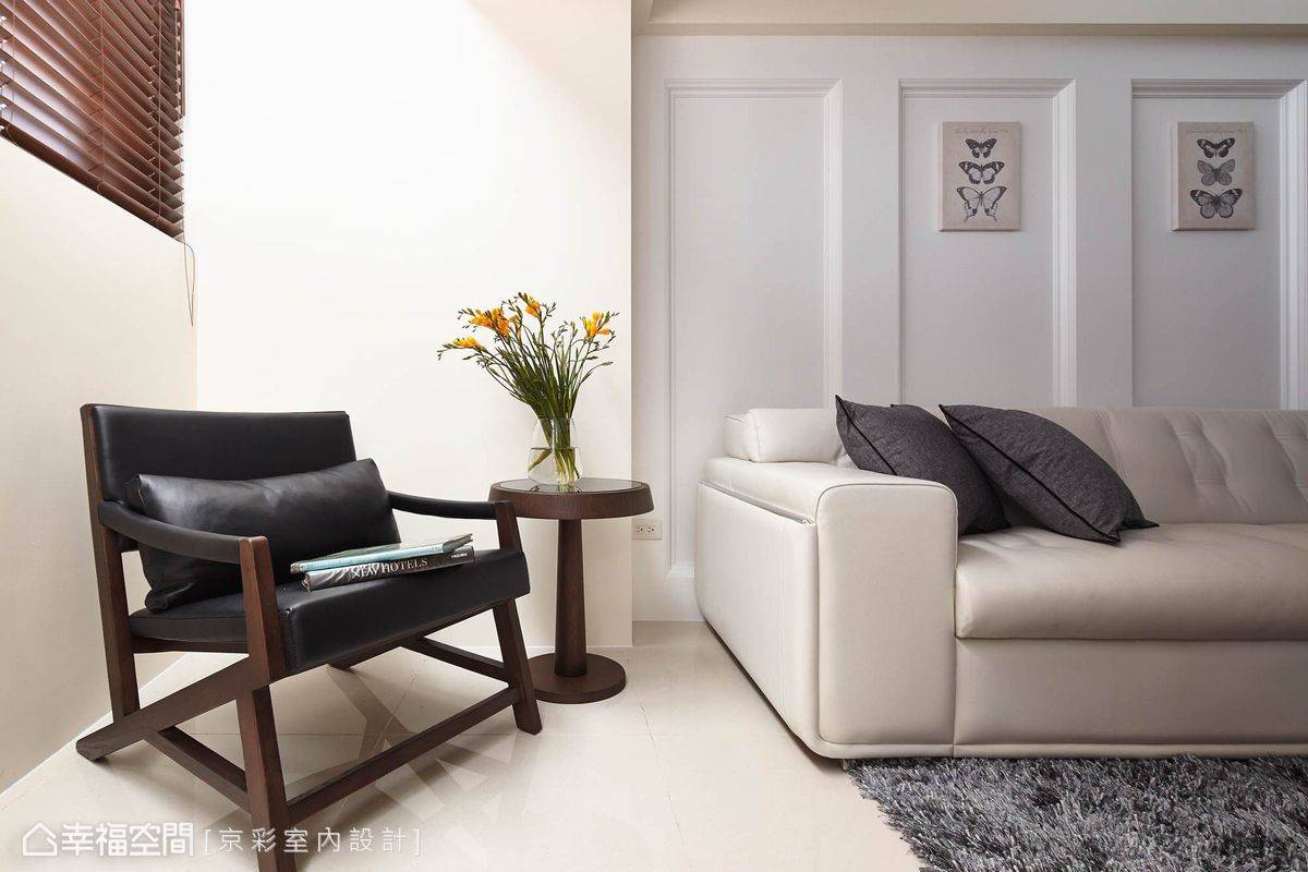 欧式 沙发 客厅图片来自tukumajia在149方欧式复式的分享