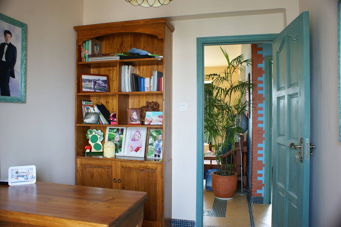 书房图片来自tukumajia在130平混搭三居室的分享