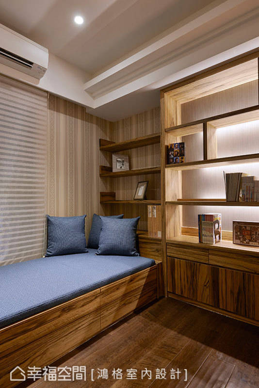 现代 简约 书柜 书房图片来自tukumajia在215方现代简约三居的分享