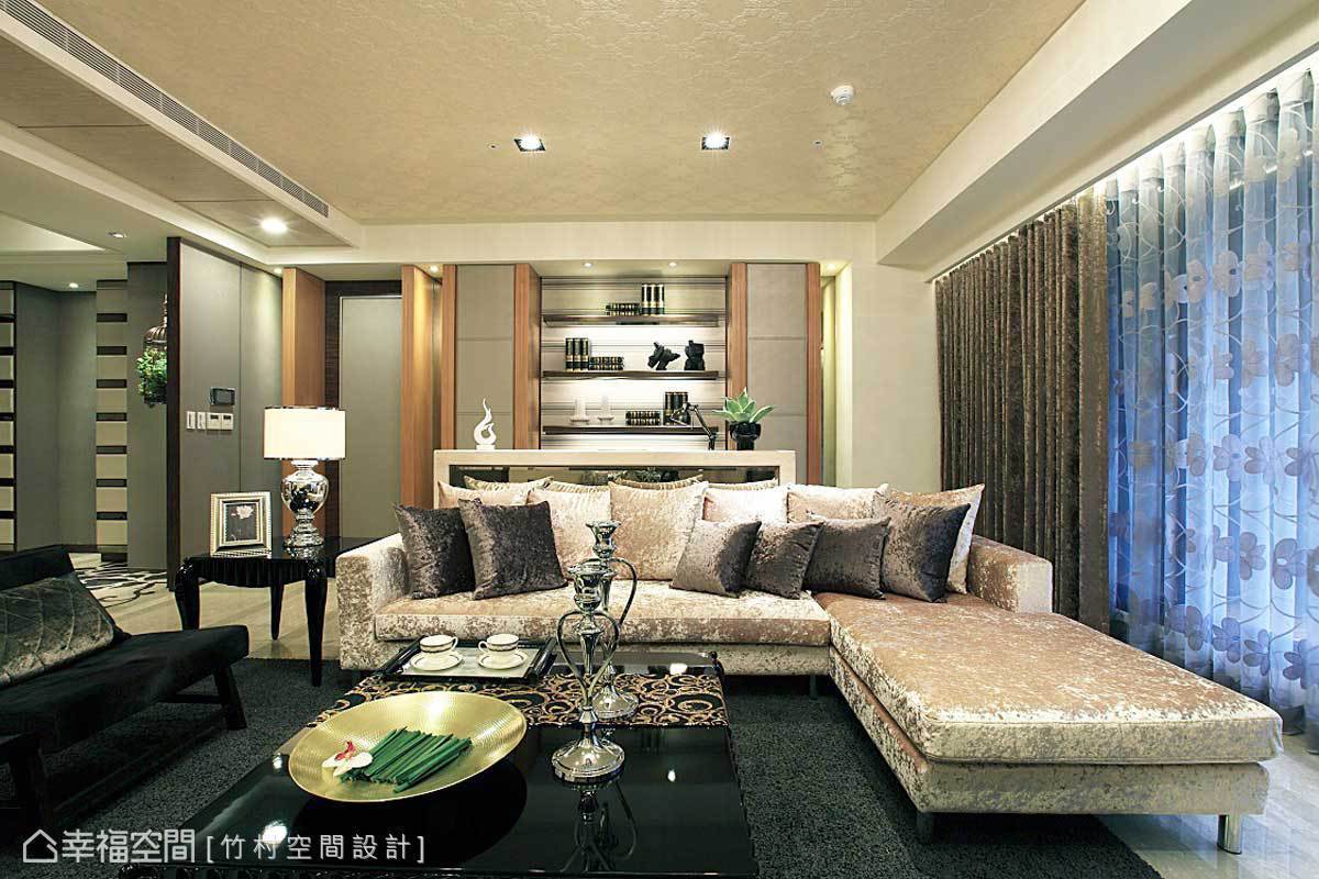 客厅 书房 欧式 书柜图片来自tukumajia在152方欧式三居的分享