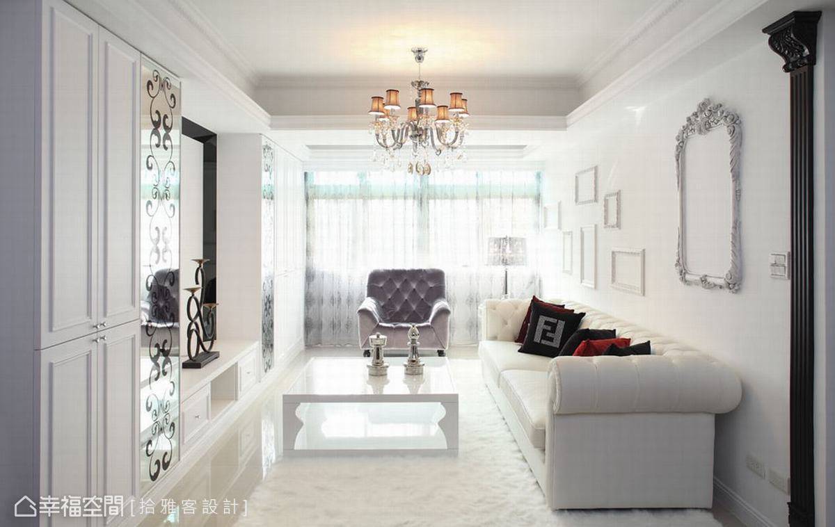 欧式 白色 客厅图片来自tukumajia在125方欧式三居的分享