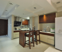 厨房图片来自tukumajia在220平现代简约三居室的分享